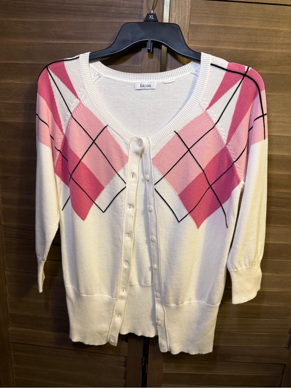 Liz & Co. Cream Pink Argyle Button Up Cardigan Sweater Sz Small S 17” Pit-to-Pit